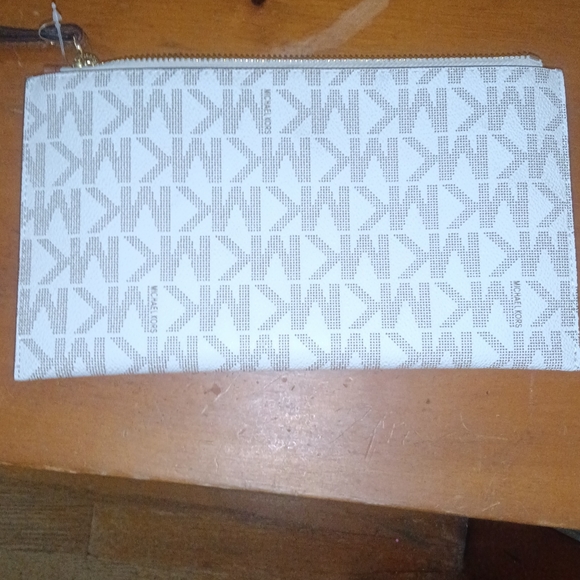 Michael Kors Jet Set handbag/pouch - Picture 2 of 3